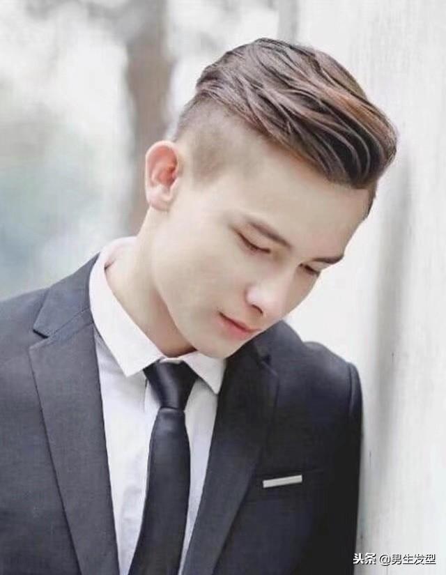 男生“寸头”发型不流行了?19年剪这四款发型提升颜值!