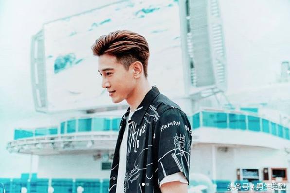 男生不用剪短发,这3款发型让你帅气倍增!