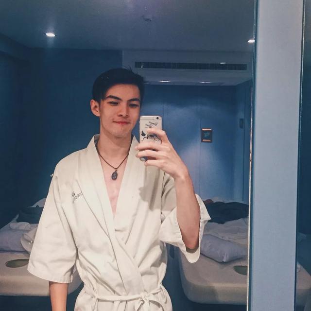 新出的中国男模,我觉得是新生代这一波人里最高级独特的了!