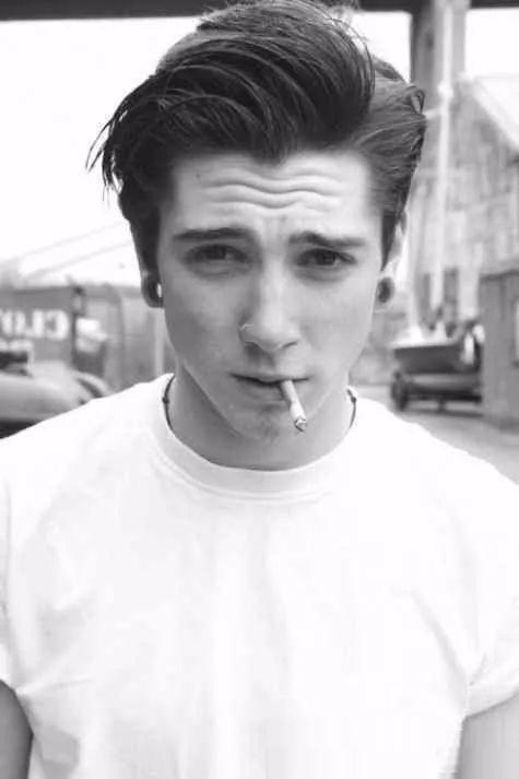 2019男士流行发型,男生不喜后2款,而女生却很痴迷