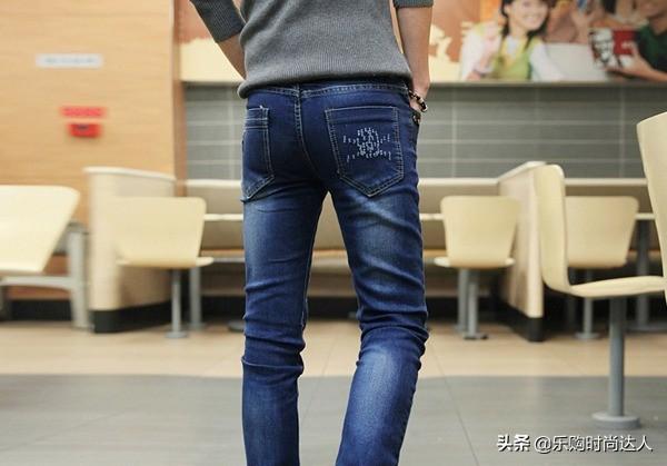 新年想让自己焕然一新,时尚牛仔裤来帮你