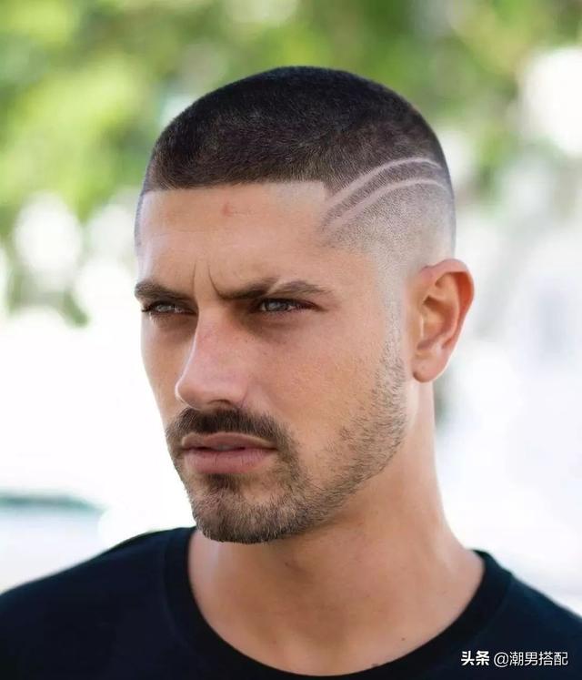 男生长的丑怎么办,找对发型帅一半!