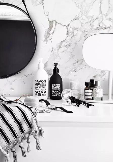 你真的学会用香水了吗?用对了方法,让香味环绕一整天不是问题!