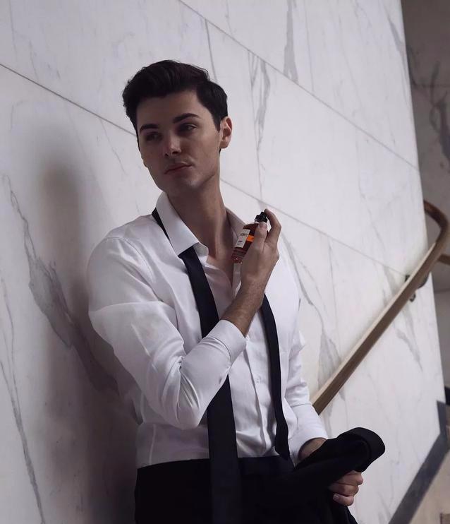 你真的学会用香水了吗?用对了方法,让香味环绕一整天不是问题!