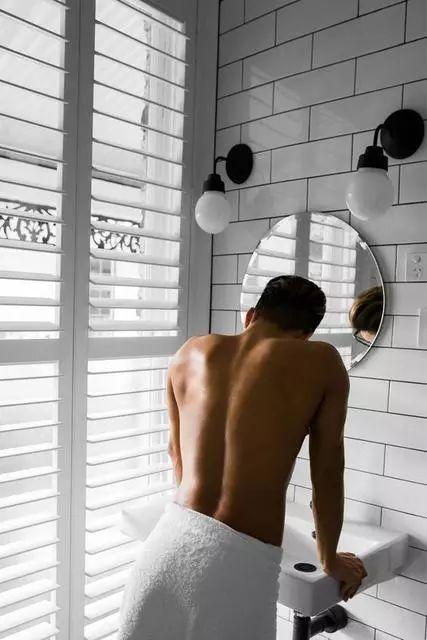 你真的学会用香水了吗?用对了方法,让香味环绕一整天不是问题!