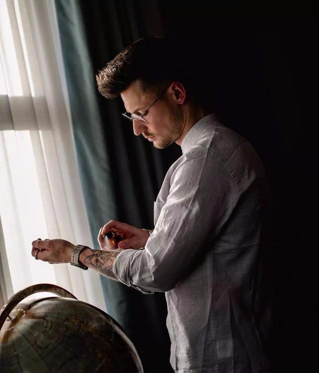 你真的学会用香水了吗?用对了方法,让香味环绕一整天不是问题!