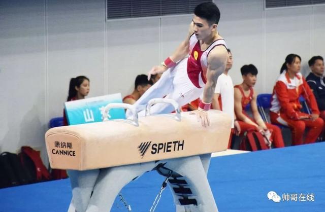 肌肉体操帅哥纪练深火了,萌脸小奶狗有颜有实力~