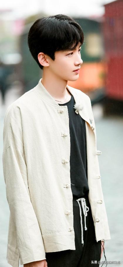 滴滴,您的时尚boy白敬亭已上线!