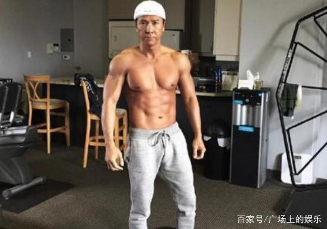 明星健身:吴京居然才排第三,第一位的居然是他!