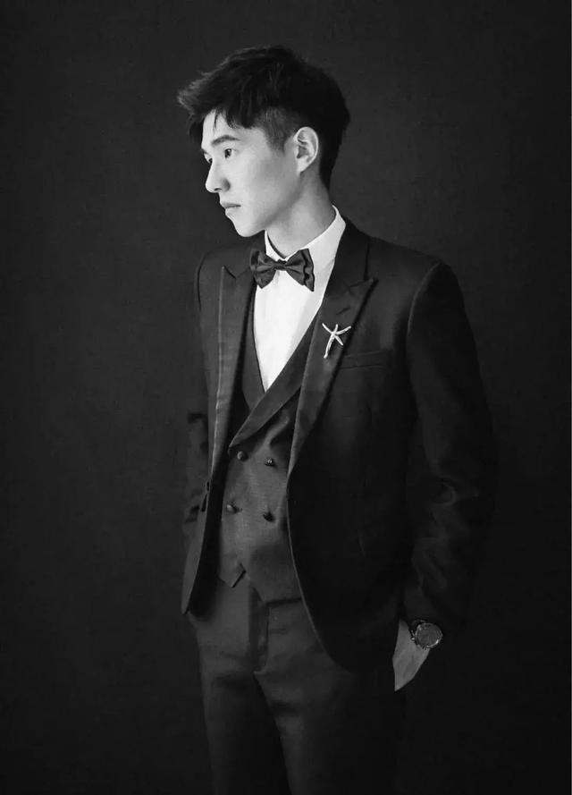 刘昊然时而霸道系,时而小清新,时而呆萌可爱