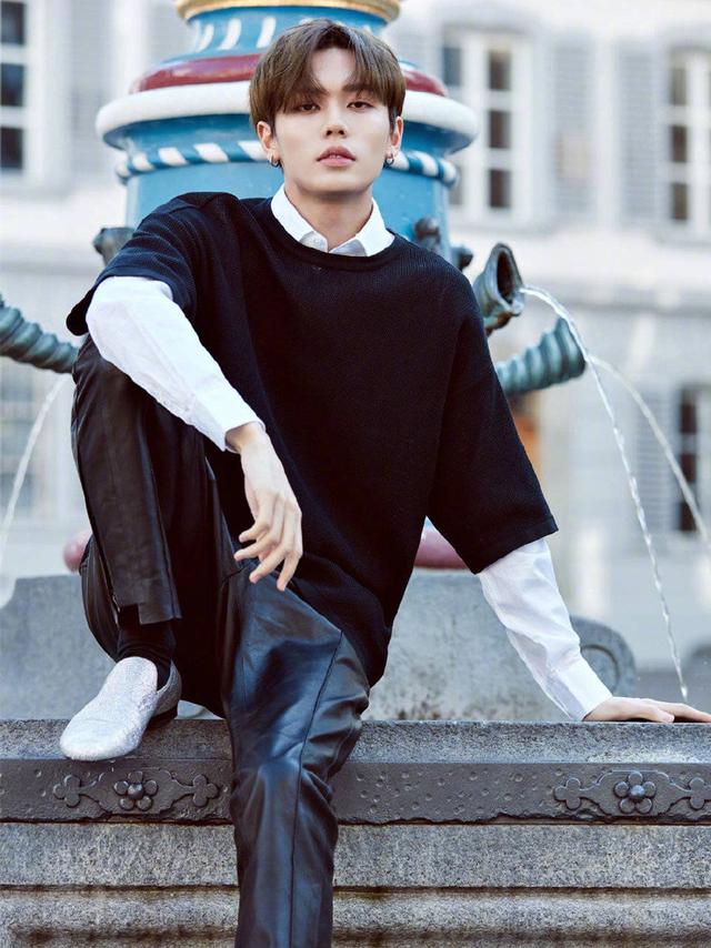 林彦俊全新大片来袭,7套造型齐上线,制霸秒变时髦精!