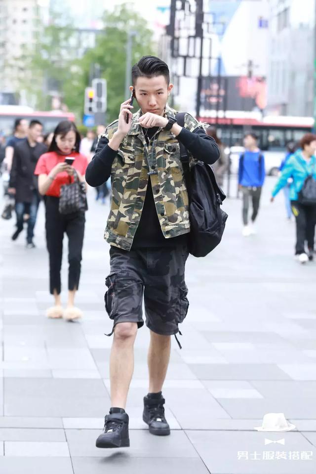 会穿「迷彩」的男人,每天都绯闻不断!