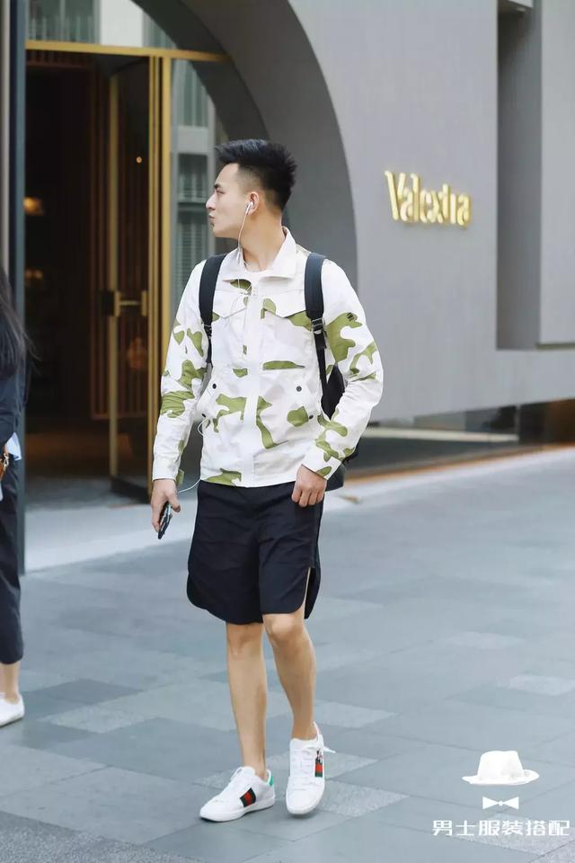 会穿「迷彩」的男人,每天都绯闻不断!