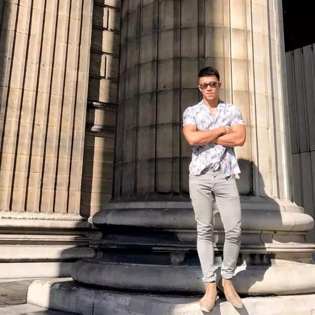 又一台湾小鲜肉走红,因为这张爆图!