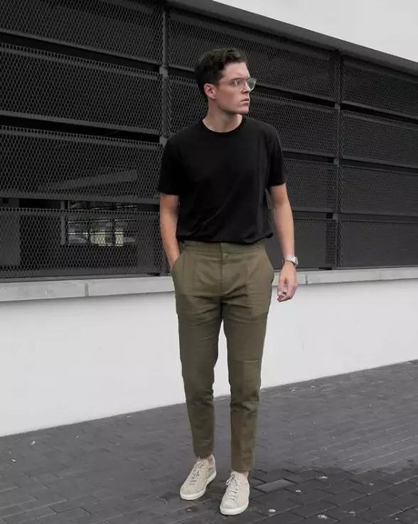 除了黑色裤子,这条绿色的也很值得入手