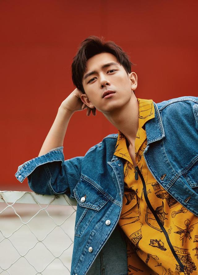 一部偶像剧让李现爆红,随他一起火的还有这款发型,太帅气了