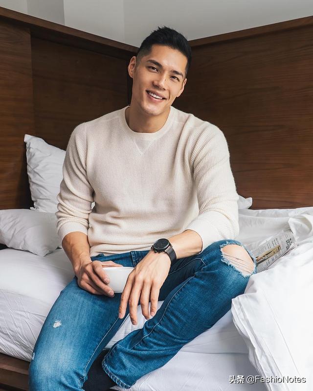 金小妹贴身保镖身材健硕样貌俊俏,变模特登杂志,还会制造话题