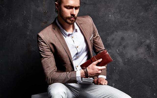 男士钱包该怎么选?借鉴下面三点,一起来看看