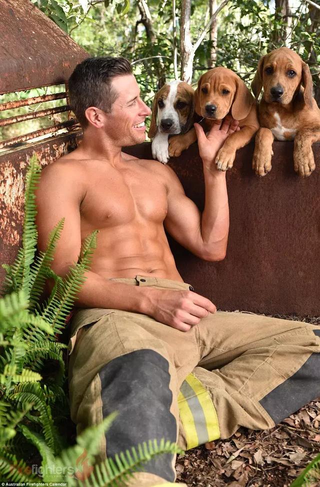 澳大利亚消防员2019年日历新鲜出炉,各个都是行走的荷尔蒙