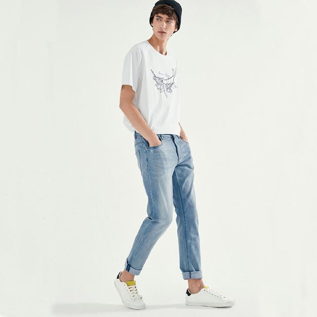 牛仔裤称霸街头,最经典的要数这三条