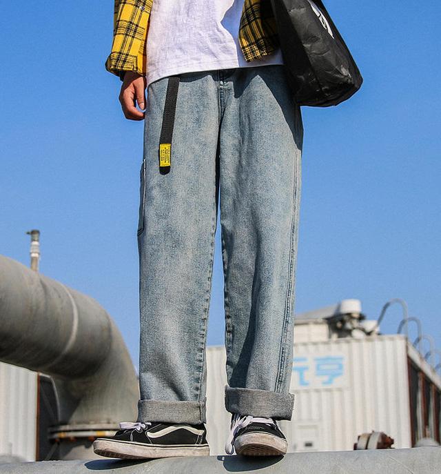 牛仔裤称霸街头,最经典的要数这三条