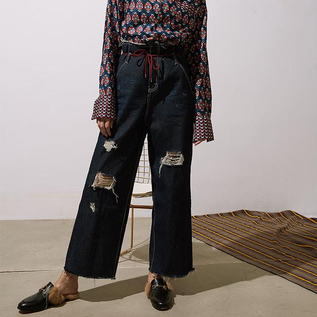 牛仔裤称霸街头,最经典的要数这三条