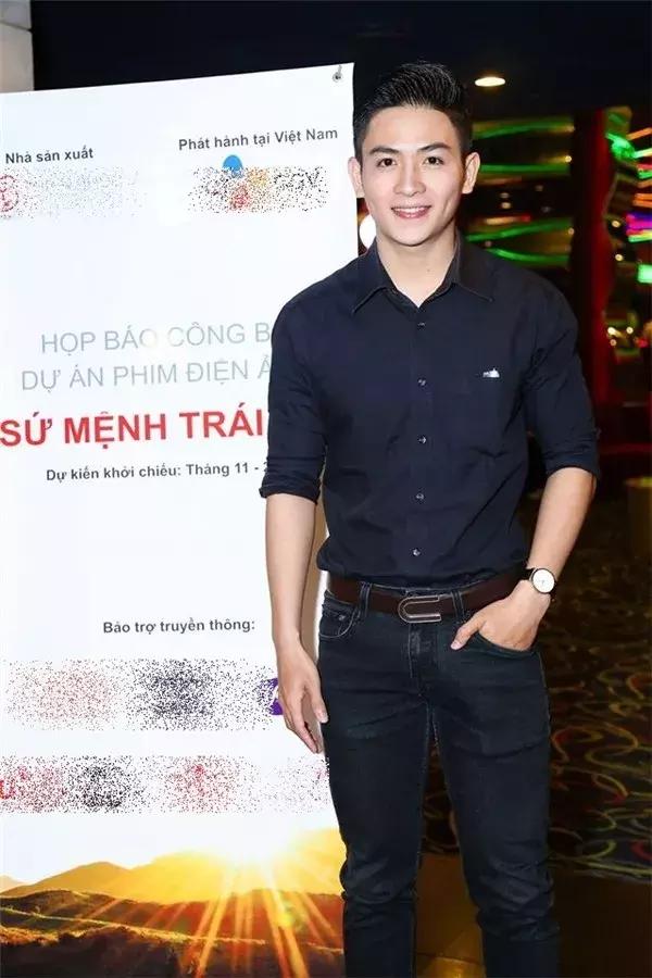 越南一军官因长相帅气走红网络,颜值不亚于当红明星