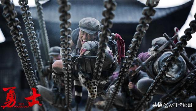 因伤断了篮球梦,却成为了时尚男模、银幕热血硬汉的他:曾也帅过