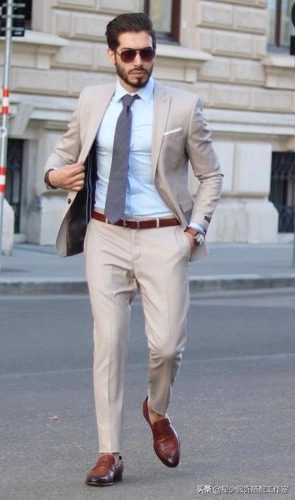 男人个子矮,穿西装没气场?根据肤色选颜色,显高且出挑