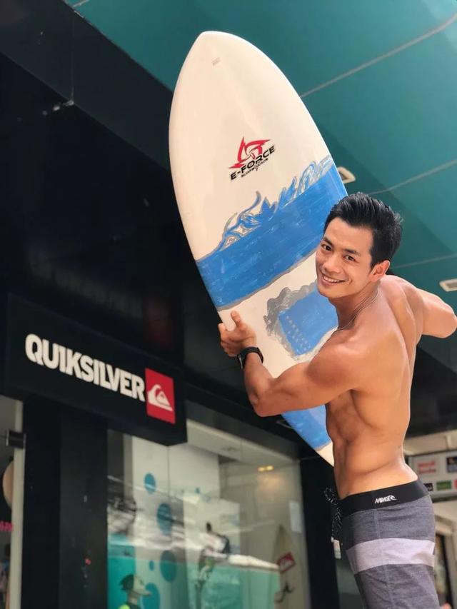 曾经红极一时的亚洲先生朱晓辉,如今身材怎么样了?