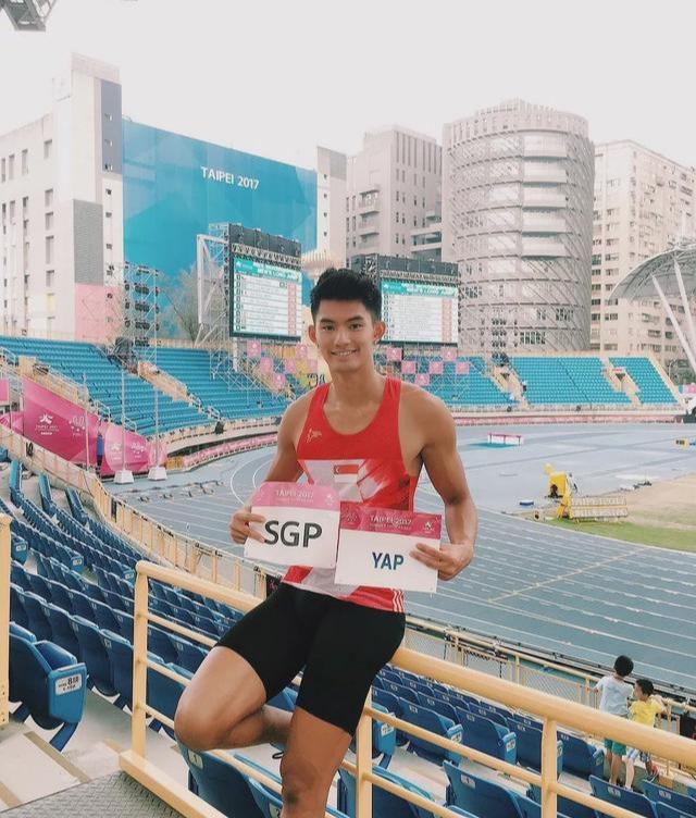 90后田径运动男生去演网剧,大长腿肌肉身材受导演青睐