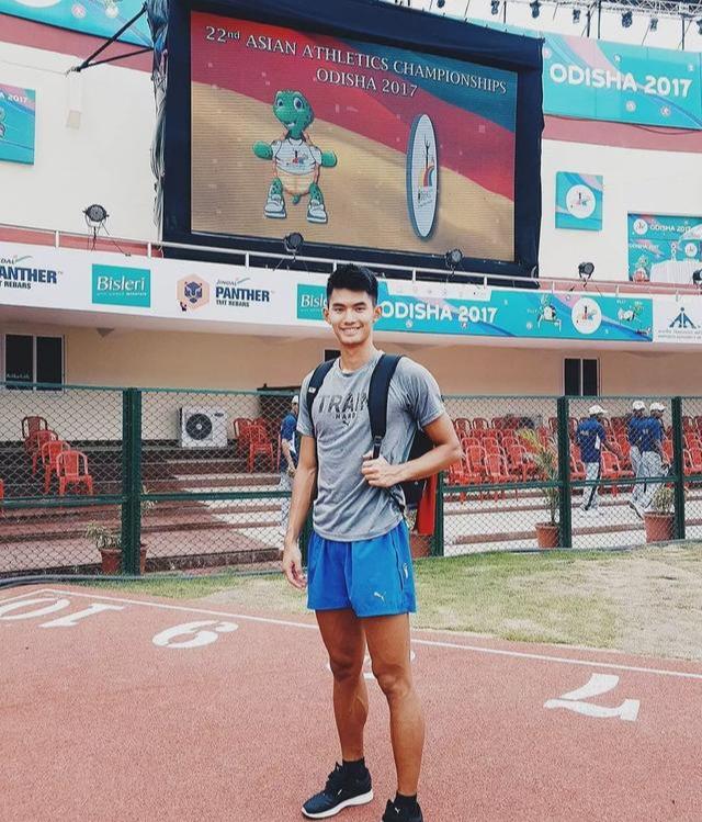 90后田径运动男生去演网剧,大长腿肌肉身材受导演青睐