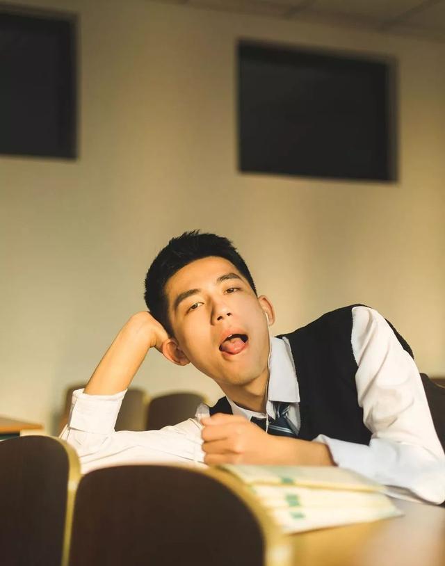 南京林业大学97年的校草!青春气息扑面而来