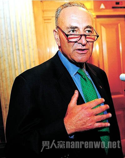 领带搭配学问百科:4点建议助你更加帅气