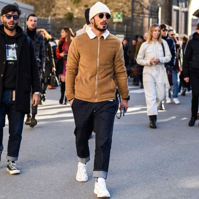 冬天穿腻了小脚裤?试试这3类阔腿裤,这么搭配舒适保暖又很有型