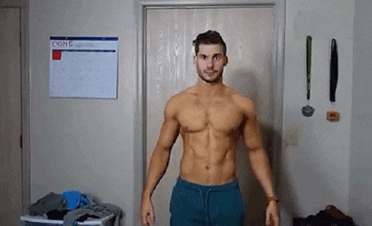 24岁胖小伙,坚持不懈的健身成肌肉男,并记录每天的身体变化