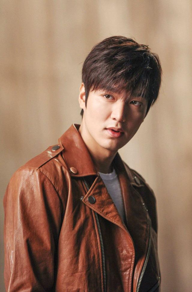 世界最帅百名帅哥,我来告诉你:肖战、十国混血儿米勒、阿兰德隆