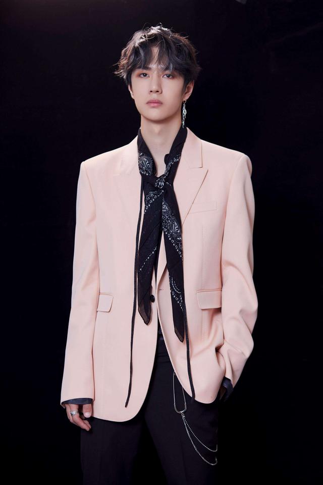 世界最帅百名帅哥,我来告诉你:肖战、十国混血儿米勒、阿兰德隆