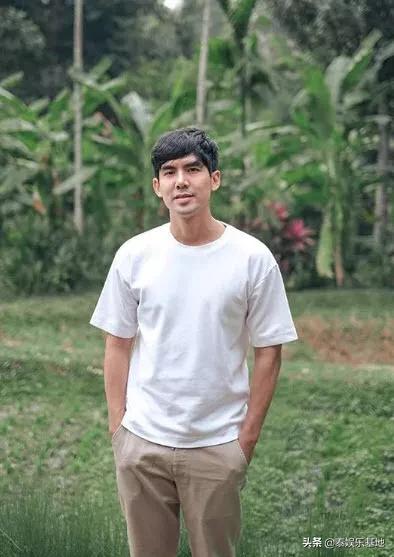 岁月不曾减少他们的帅气,盘点十位泰国大叔级男明星