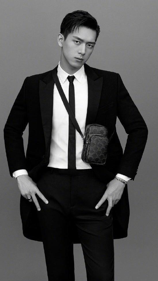 183cm肖战和185cm李现,你更喜欢哪位?