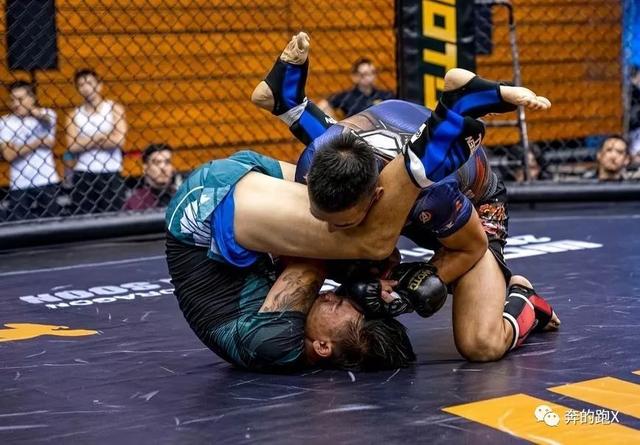 格斗小哥新写真来一波，他的视频教学也值得收藏