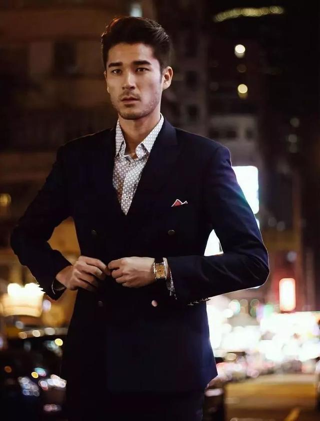 靠眼睛能隔空撩到人无法自拔,岛国最浪男模硬照一览