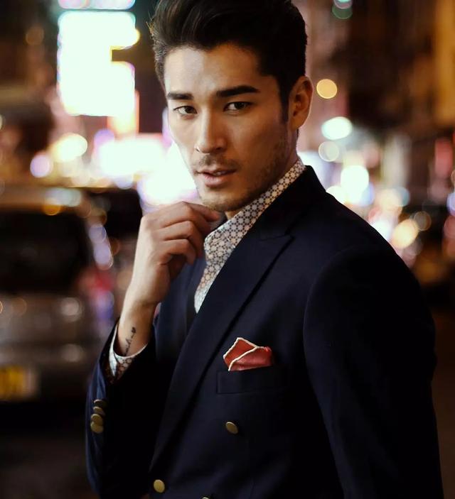 靠眼睛能隔空撩到人无法自拔,岛国最浪男模硬照一览