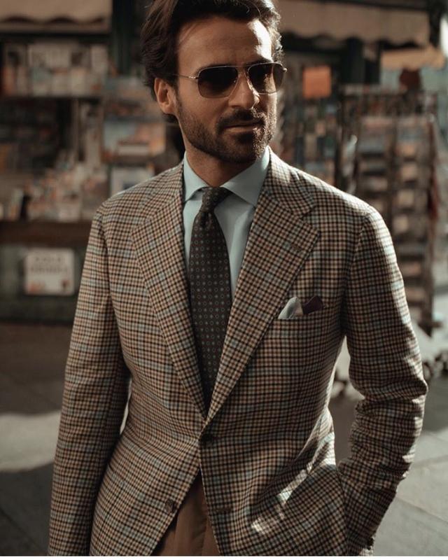 O型身材的男人别着急,教你3招选西装,“天鹅腰”也眷恋你