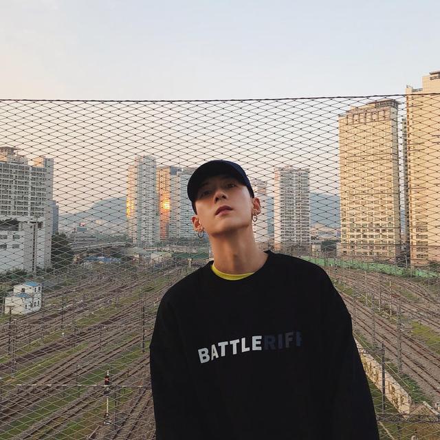 潮男必备单品,轻松穿出swag