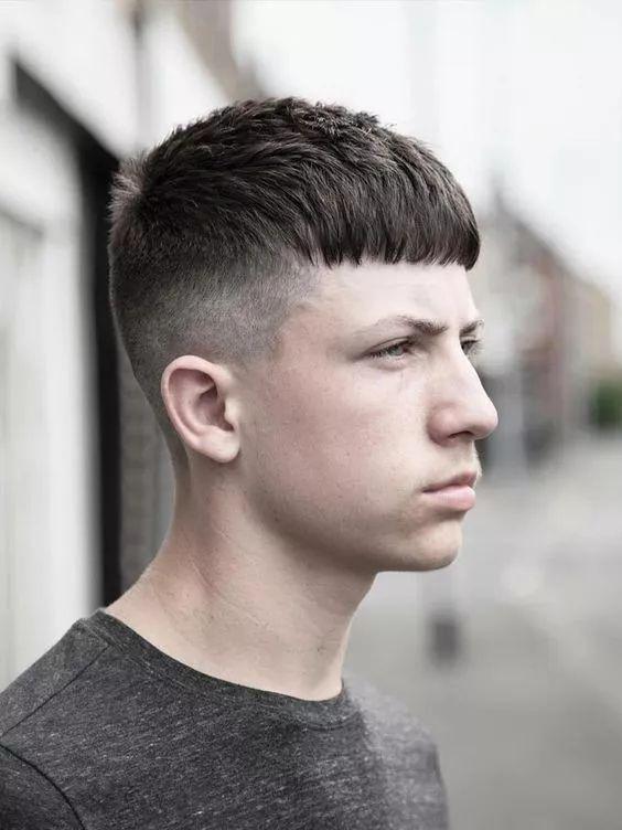 男士剪刘海发型,有哪些选择?这5种风格值得尝试