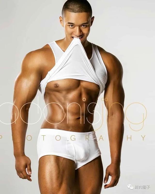 现在的大肌霸,真是一个比一个大