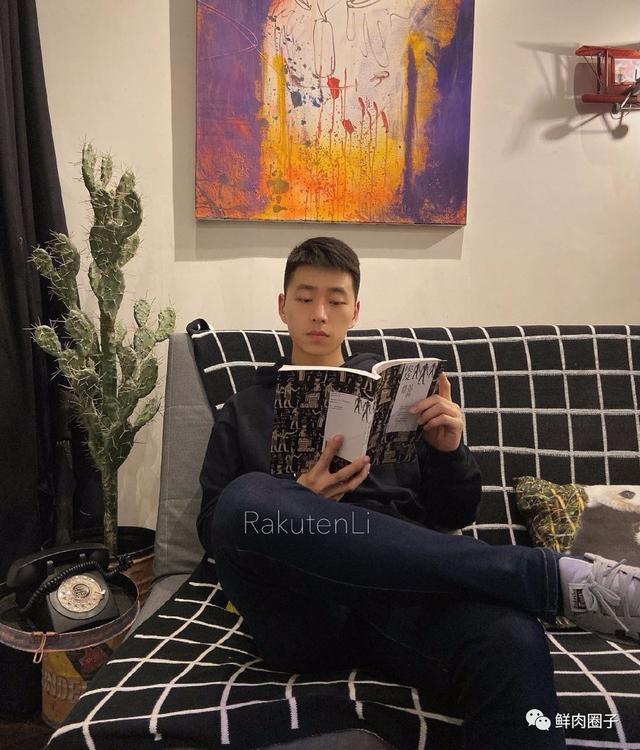 刷完这波肌肉小奶狗!网友:只恨我不是肖一遣