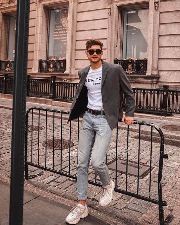 男人过了40岁,只穿沉稳的风格?这4款单品让造型时髦减龄