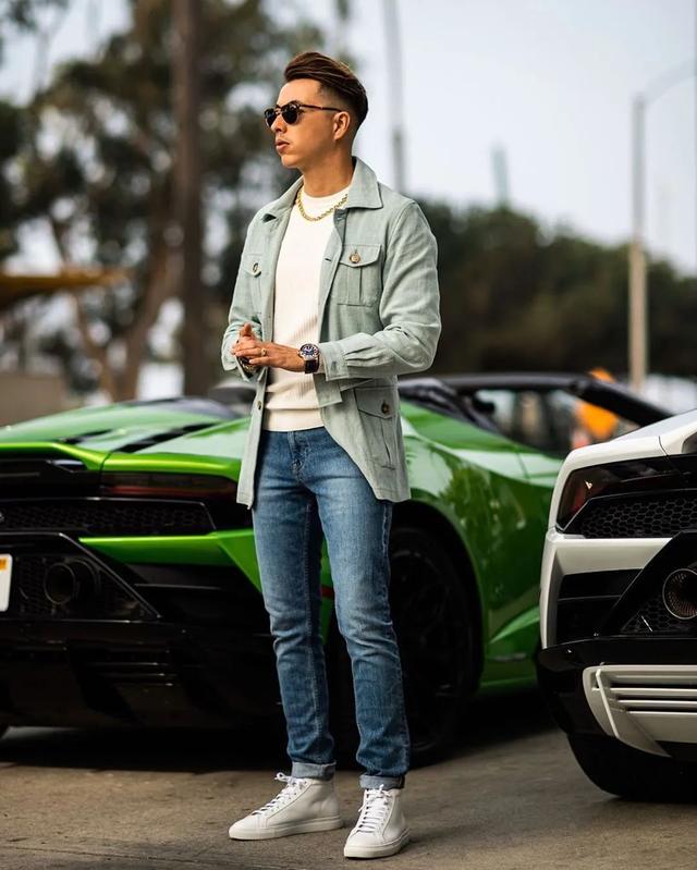 男士穿牛仔裤总觉得单调?换上一条九分裤的款式,造型时髦感大增